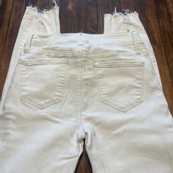 American Rag City Skinny Jeans - Picture 3 of 3